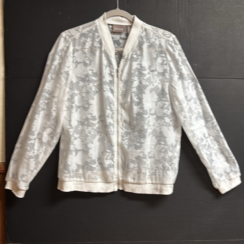 Chico's White Sheer With Flower Cut Out Look Jacket/Cardigan Size 1